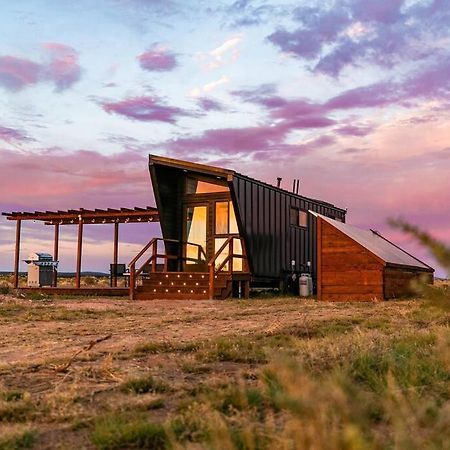 Grand Canyon Stargazing Off-Grid Tiny Home Valle Exterior photo
