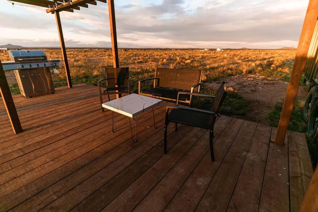 Grand Canyon Stargazing Off-Grid Tiny Home Valle Exterior photo